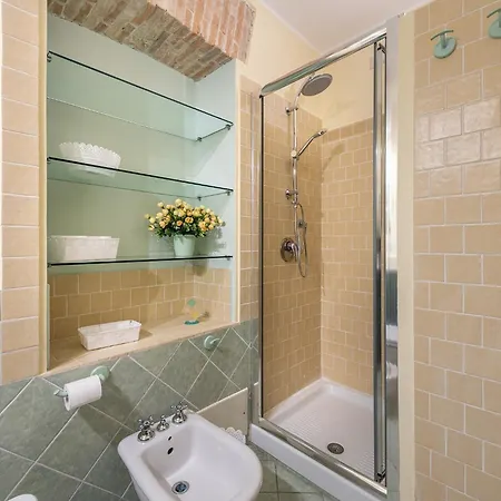 Charm In Villanova 公寓 *