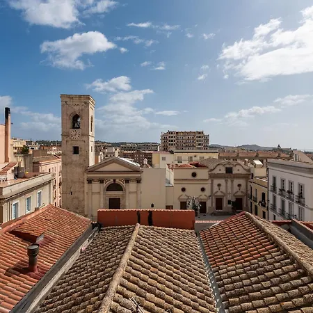Charm In Villanova Apartment Cagliari